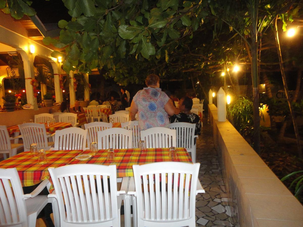 Sunset Bay Club All Inclusive Colihaut Екстериор снимка